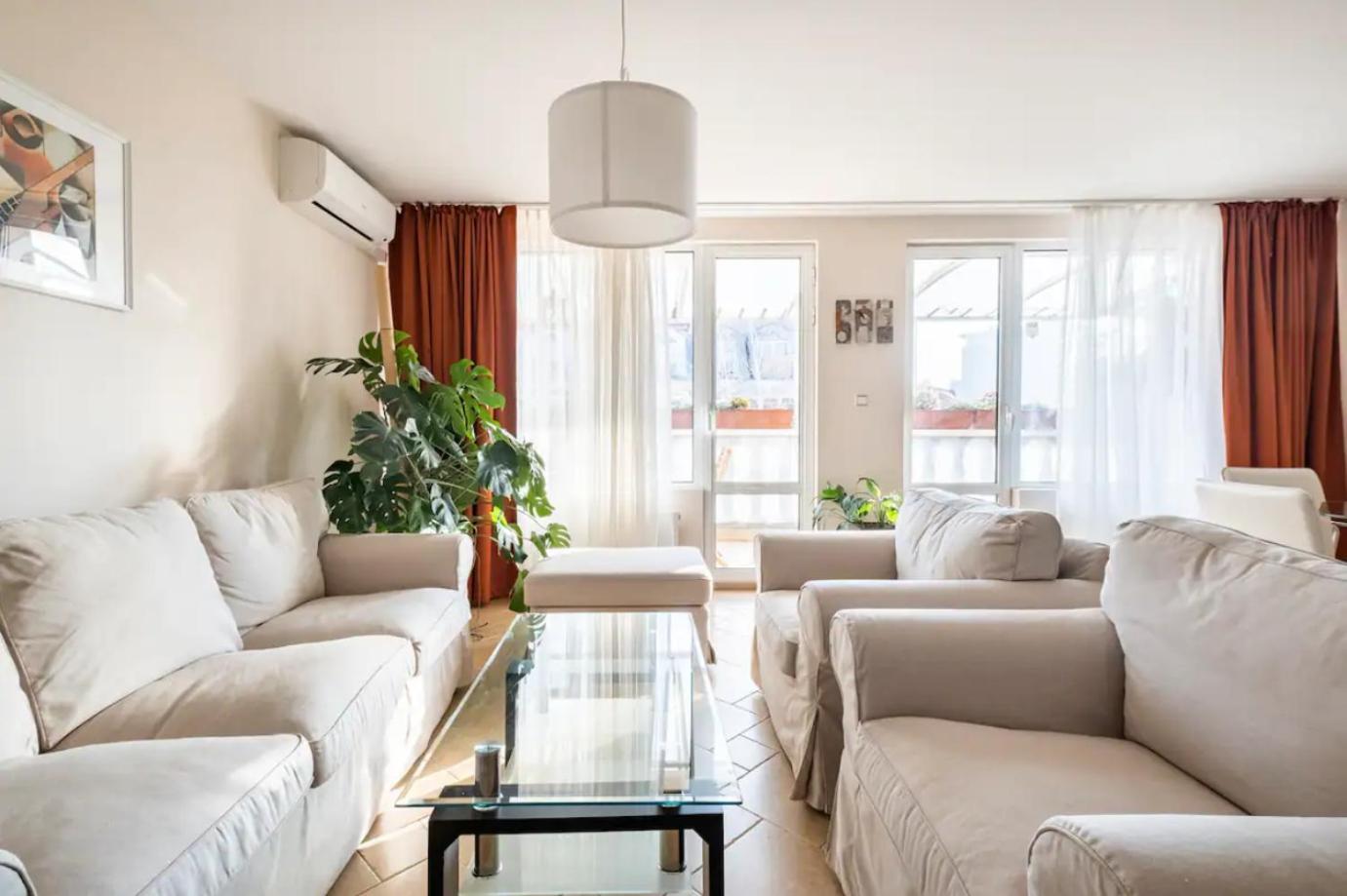 2bdr Duplex With Parking Apartament *
